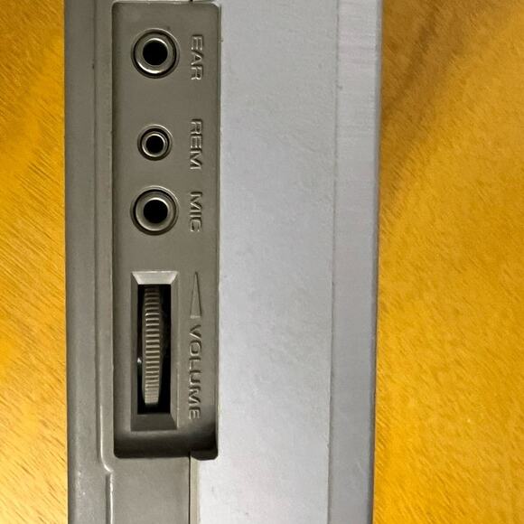 Vintage Soundesign Model 4366 Portable Shoebox Cassette Recorder - UNTES… - Picture 4 of 6